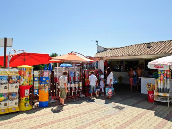 Oh! Campings La Brise Сент-Марі-де-ла-Мер Екстер'єр фото